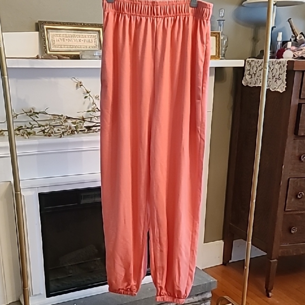 Coral Women's Pants